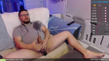 Trojanbrit  13-10-2021 video feet